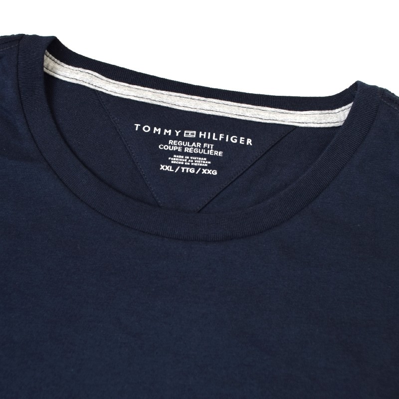 �礭����������� TOMMY HILFIGER �ȥߡ��ҥ�ե����� Ⱦµ�ԥ���� ���롼�ͥå� �Хå��ץ��� XXL