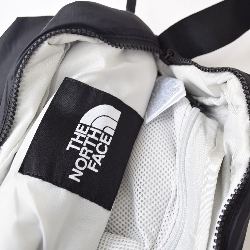 THE NORTH FACE �Ρ����ե�������NUPTSE CROSSBODY �̥ץ� �������ܥǥ� ���������Хå� �ܥǥ��Хå� ������ �֥�å� ��