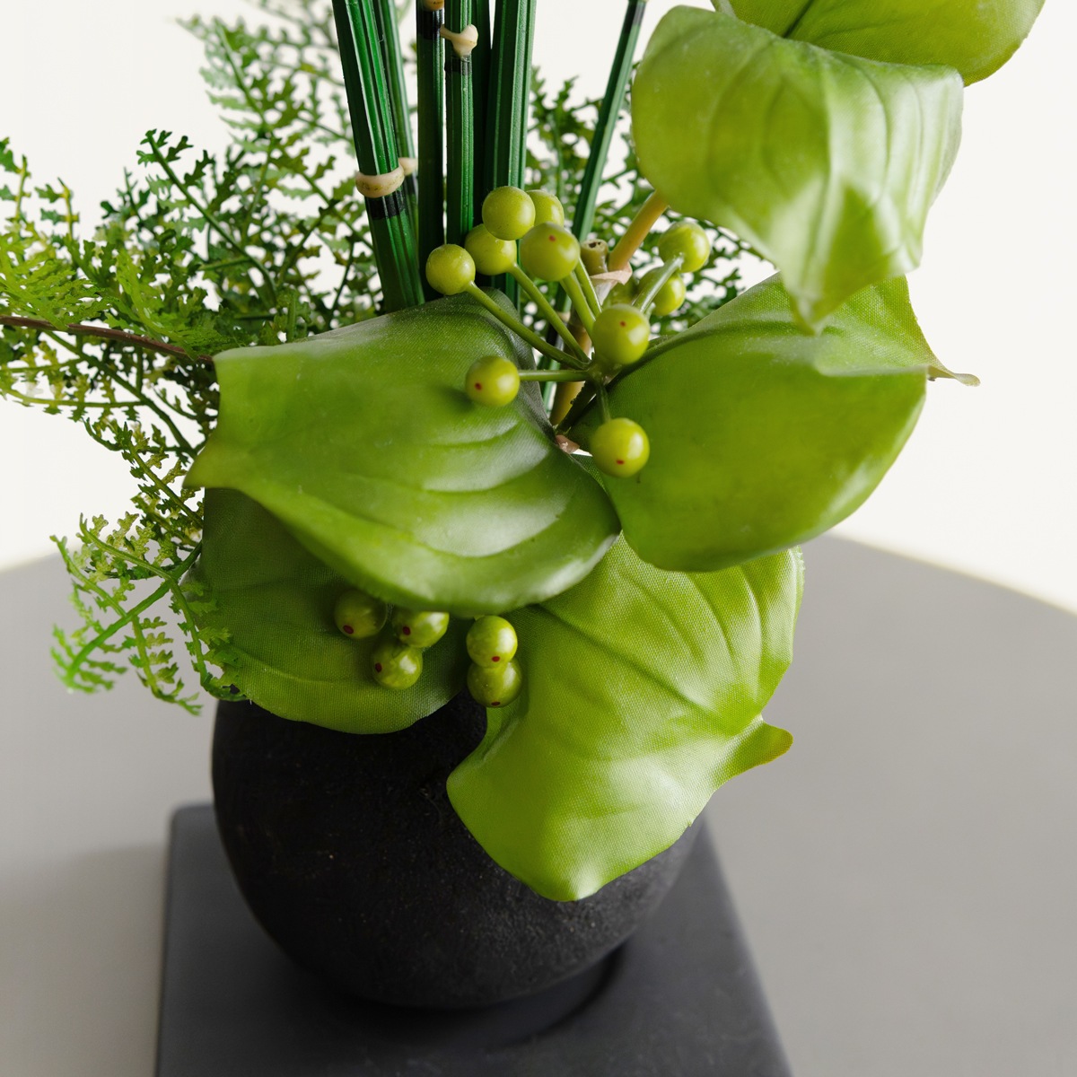 トクサ 寄せ植え ミニ盆栽（黒皿付き）｜フェイクグリーンならデコレラ