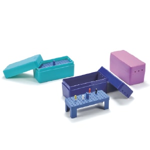 スクエアエンドボックス 72穴 ブルー