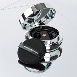 V3シャイニングファンデーション (15g)[SPICARE]