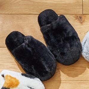 【ｾｰﾙ】まるで猫!のようなモフモフスリッパ  黒猫