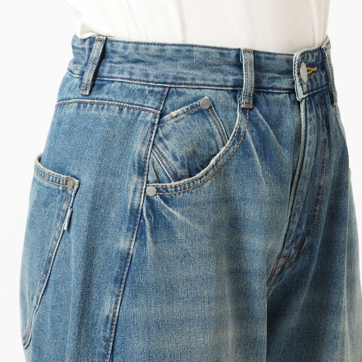 �ο�����ݥ��оݡϥ�����ơ��������֥磻�ɥǥ˥� 	CF0627