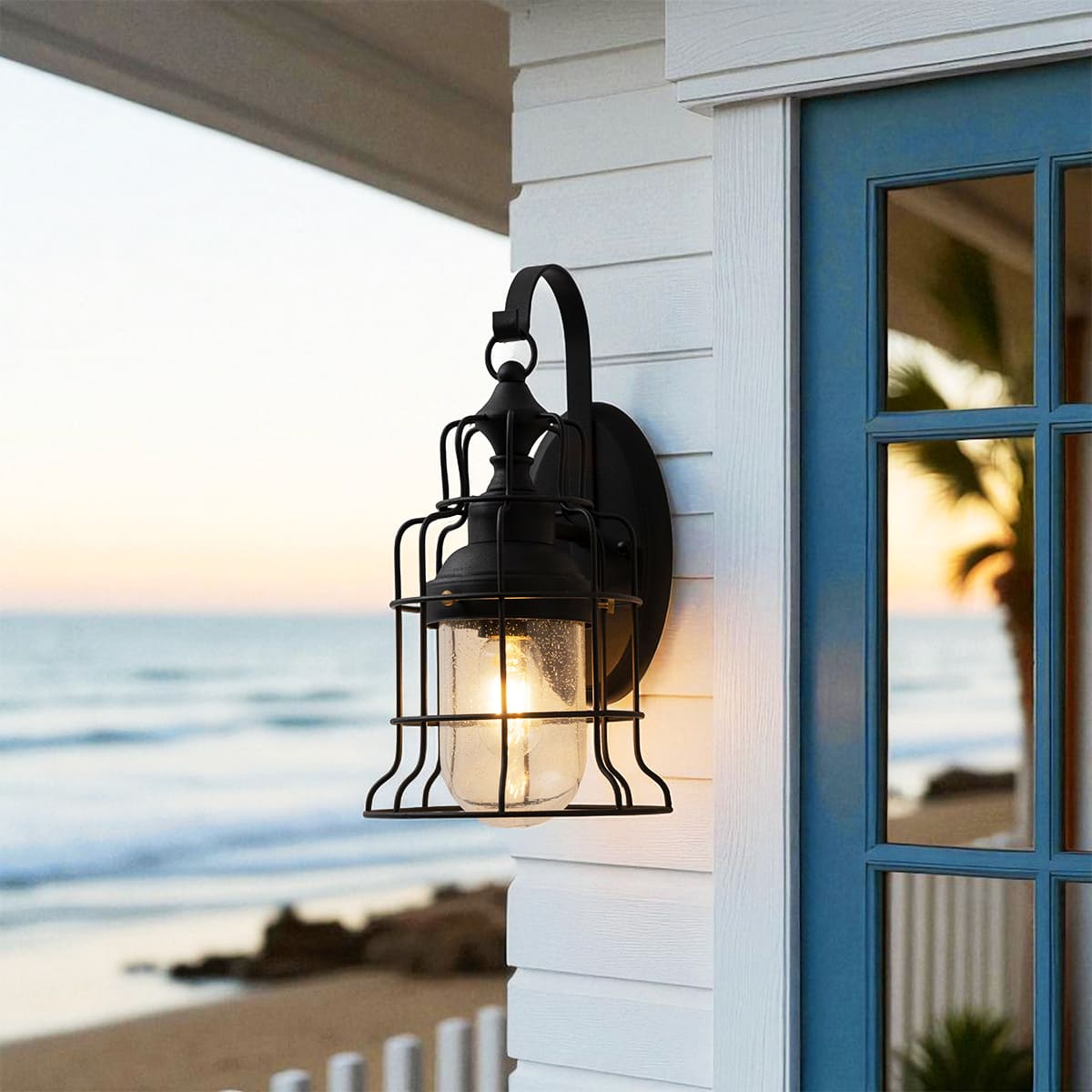 マリン風ブラケットライトで玄関やテラスをおしゃれに照らす ｜ WP002-BLACK