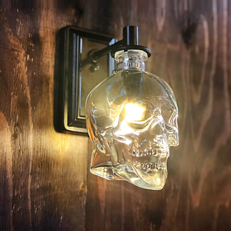 ホラー&ゴシックスタイルの壁掛け照明！ダークでおしゃれな空間を演出。 ｜ WL019