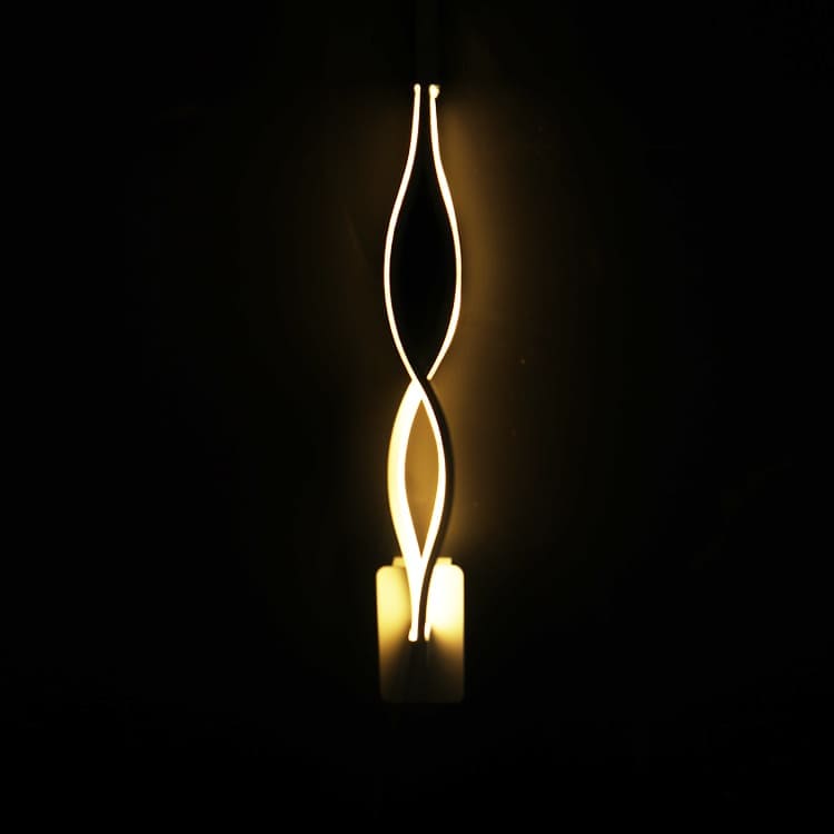 曲線が美しい壁付照明。照明の輝きで洗練された空間に！ ｜ WL023