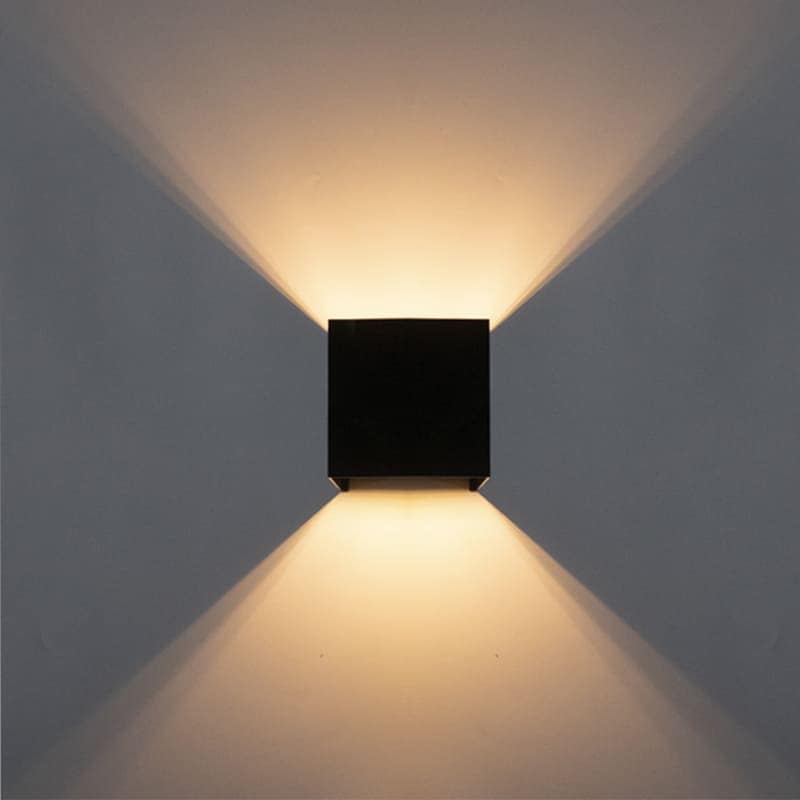 角度調整ができる壁付け照明。光のデザインを自由に！ ｜ WP030-tyoukou