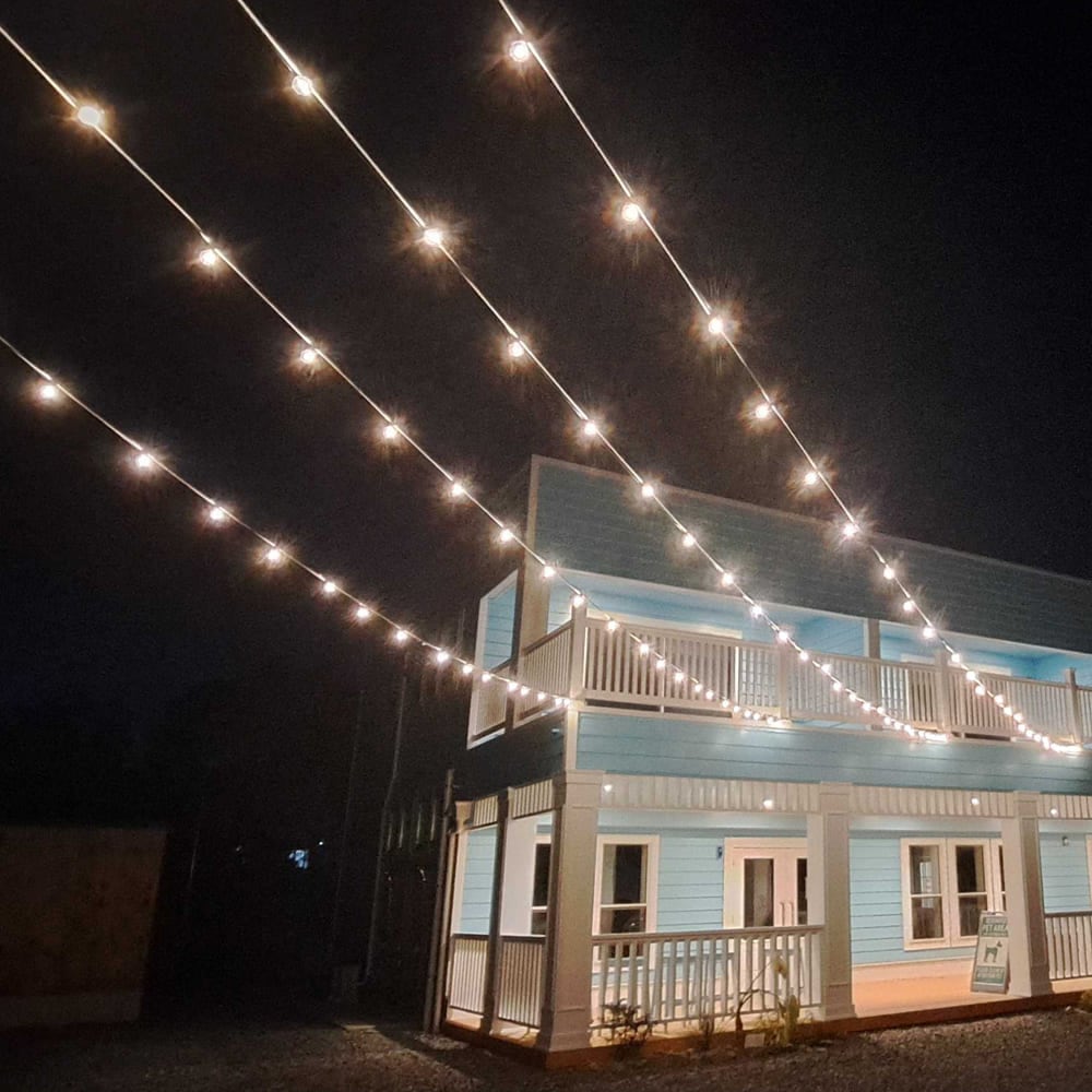 イベントや店舗の外装に最適！30m＆60灯のLEDストリングライト｜camp020-60