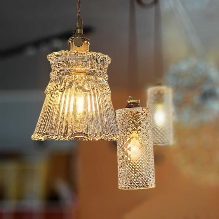 気泡ガラスが美しいポーチライト。クラシックなデザインで高級感アップ