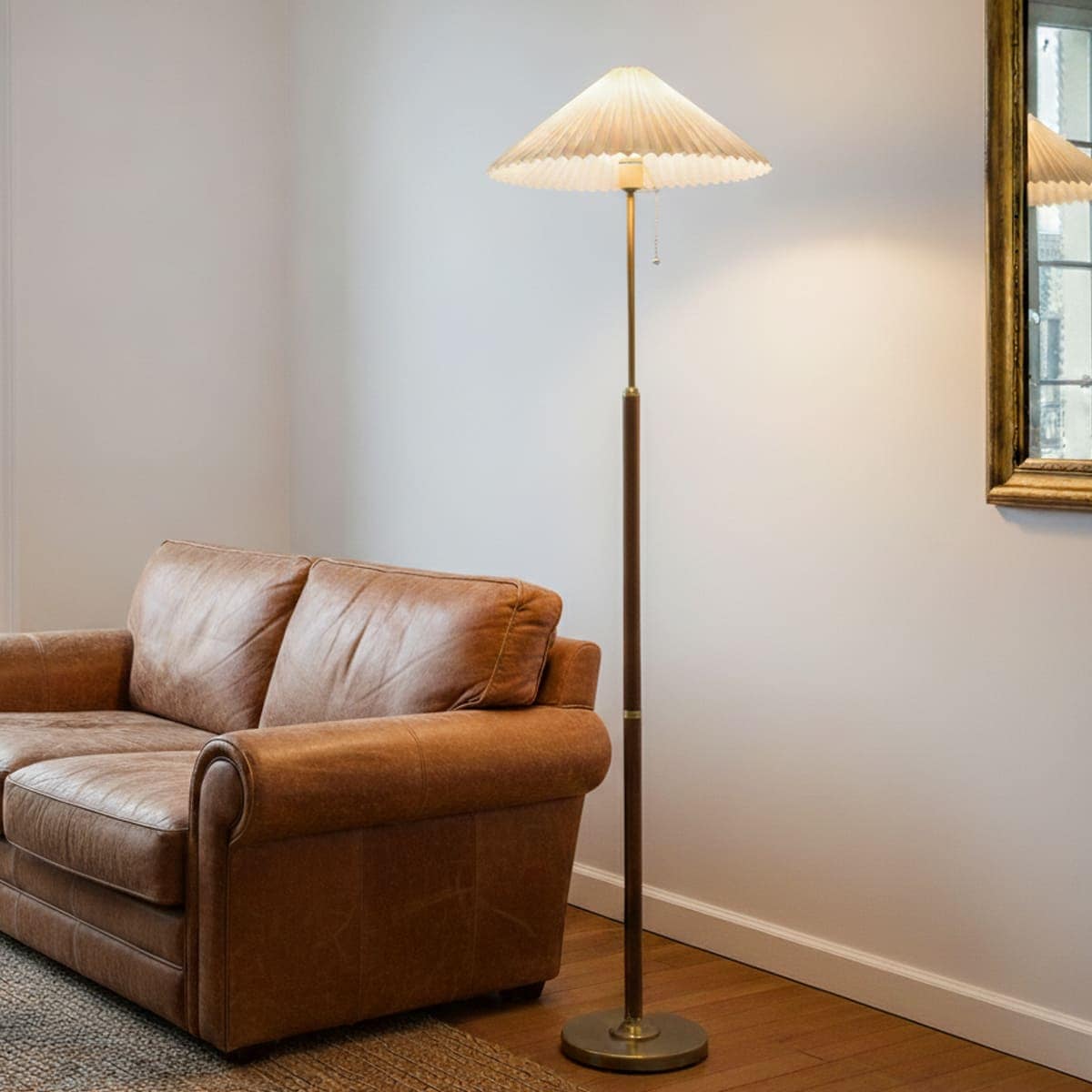 オールドアメリカンな木製スタンドライト｜stand030