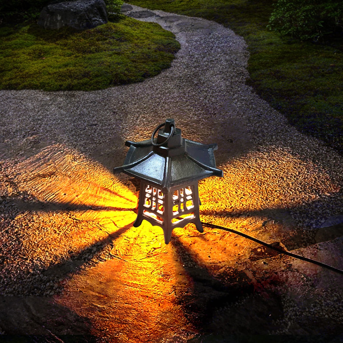 庭やテラスを特別な空間に!影まで美しい屋外照明。 | WP051