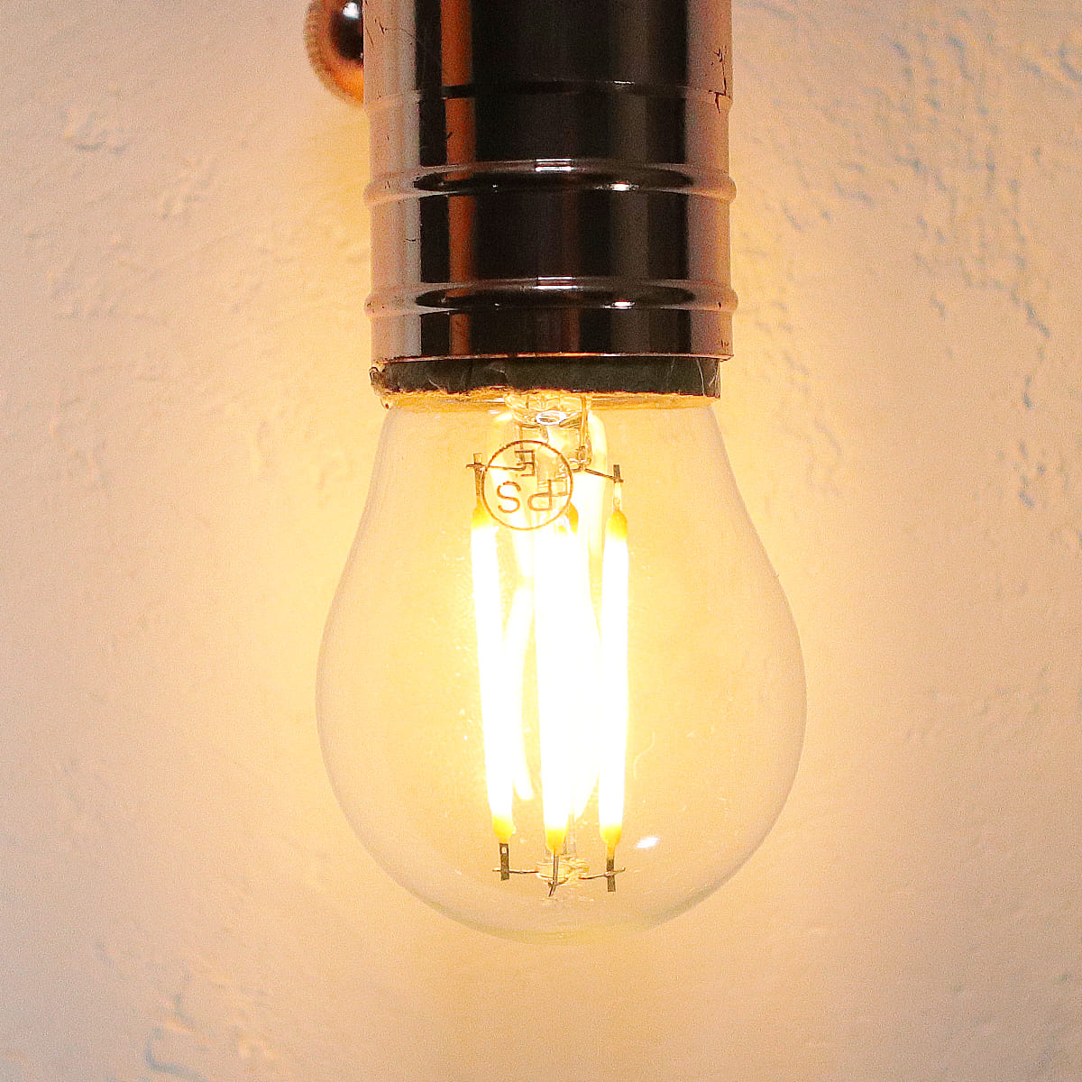 小型レトロ電球！暖かみのある光が室内外を照らし空間を優雅に演出。｜bl048