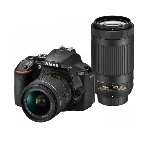 ニコン D5600 ダブルズームキット