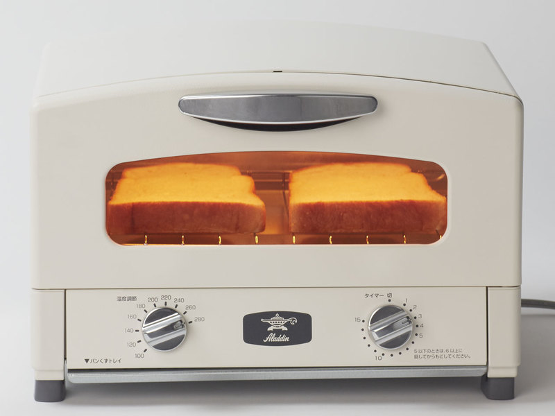 【新品】日本エー・アイ・シー トースター Aladdin AET-G13N(W) [アラジンホワイト]