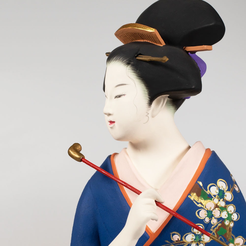 きせるを持てる女 親一作 | 工芸品,博多人形 | 日本各地の工芸品を販売