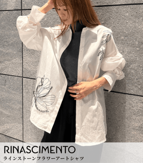 【RINASCIMENTO】ラインストーンフラワーアートシャツ★☆ITRIN130500