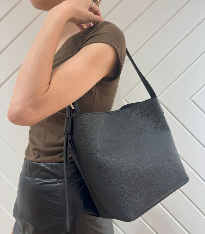 【RIPANI】JENNIFERレザーショルダートートバッグ★☆I402OJ-JENNIFER