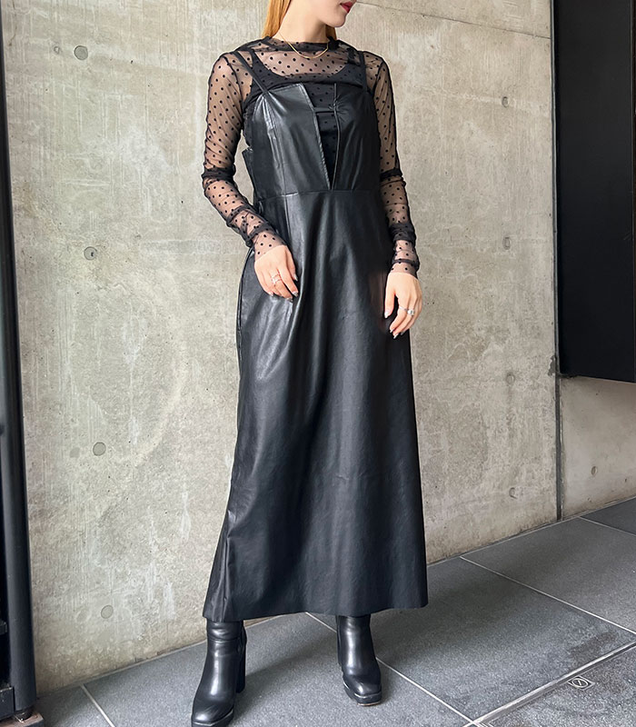 SALE】【TRANOI】エコレザー深Vキャミソールワンピース□☆203J405