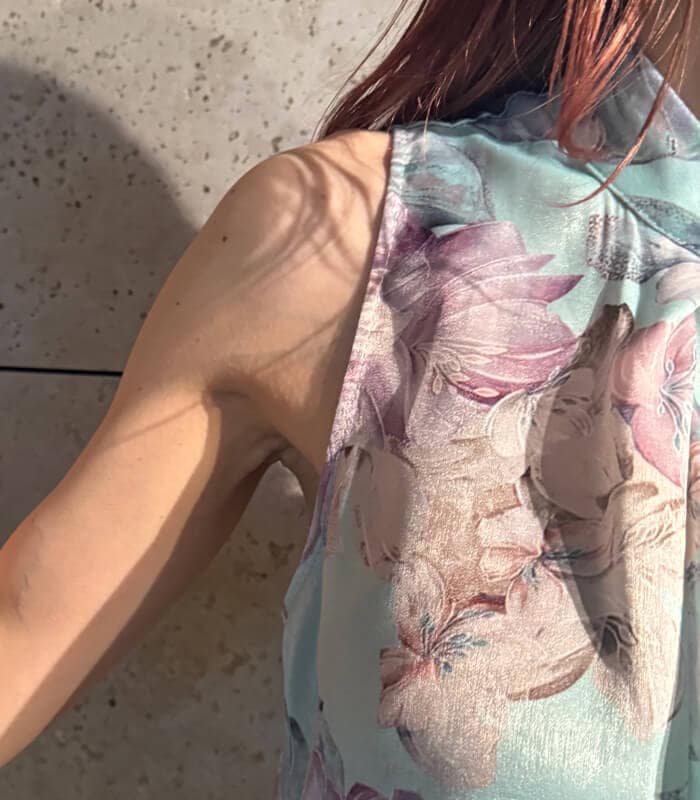 【RINASCIMENTO】フラワープリントラッフルブラウス★ITRIN127641