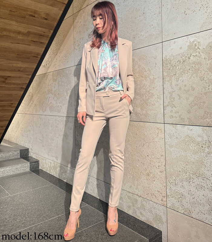 【RINASCIMENTO】フラワープリントラッフルブラウス★ITRIN127641