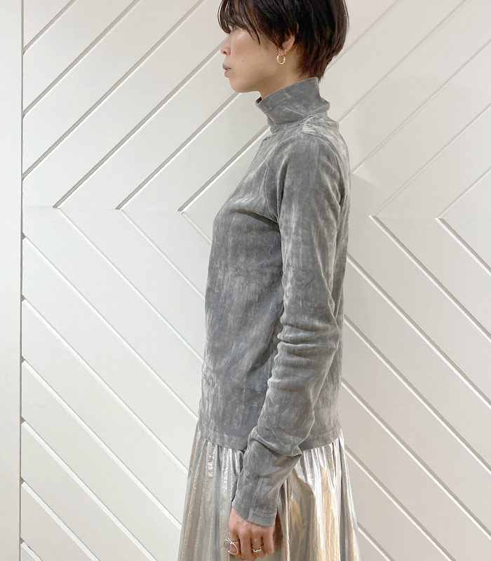 【SALE】【MAISON MAVERICK PRESENTS】文字グラフィックモックネックベロアカットソー●☆MM2428