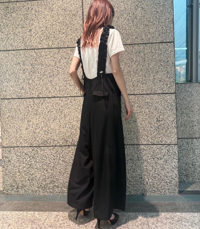 【LUGIVA】シャーリングショルダーサロペットパンツ★☆302725