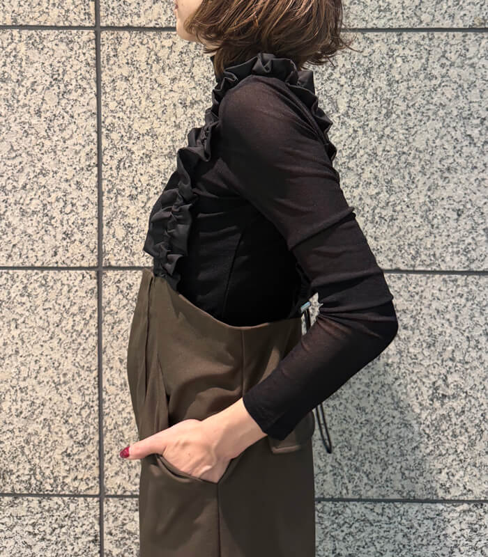 【LUGIVA】シャーリングショルダーサロペットパンツ★☆302725