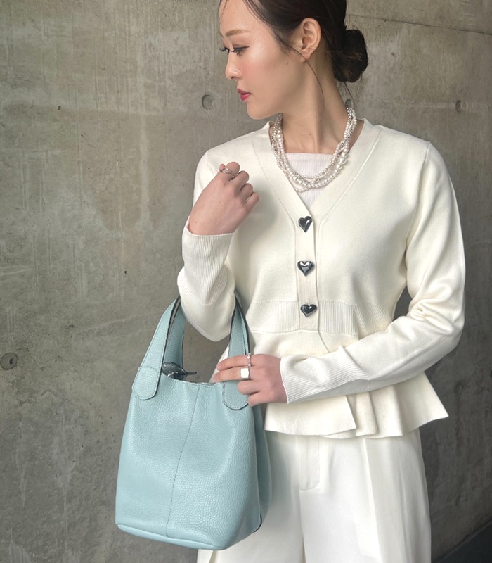 【PICCIN PERLA】ハートボタンペプラムカーディガン★☆904500