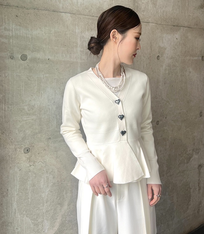 【PICCIN PERLA】ハートボタンペプラムカーディガン★☆904500