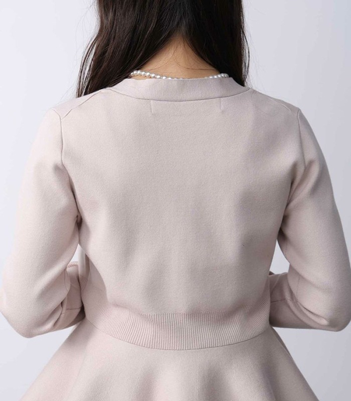 【PICCIN PERLA】ハートボタンペプラムカーディガン★☆904500