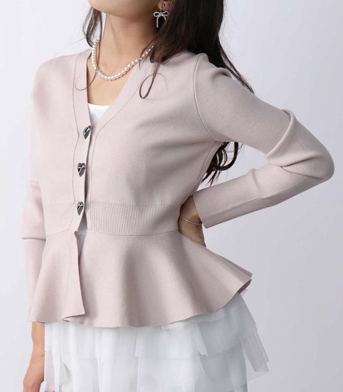 【PICCIN PERLA】ハートボタンペプラムカーディガン★☆904500