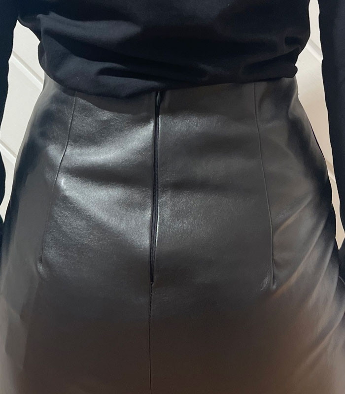 【SALE】【Rinascimento】エコレザータイトスカート●RIN115104