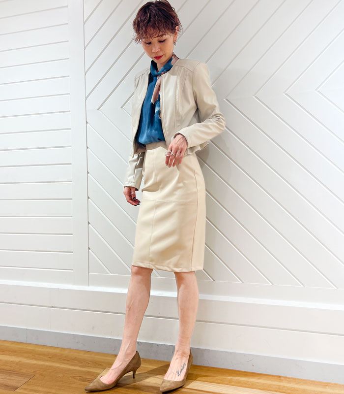 【SALE】【Rinascimento】エコレザータイトスカート●RIN115104