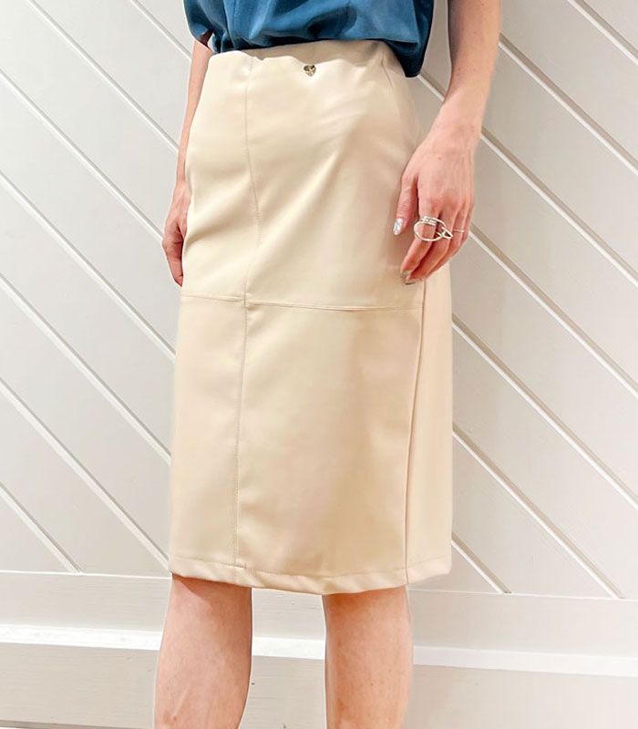 【SALE】【Rinascimento】エコレザータイトスカート●RIN115104