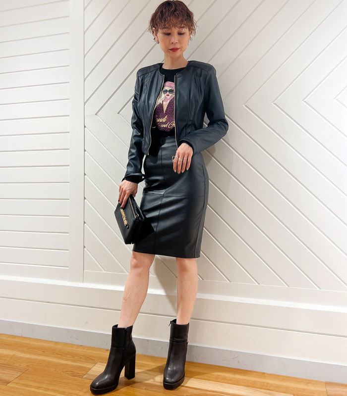 【SALE】【Rinascimento】エコレザータイトスカート●RIN115104