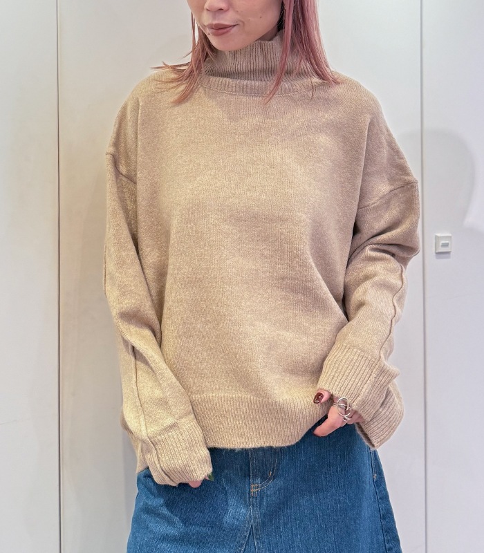 【MICALLE MICALLE】サイドスリットタートルネックプルオーバーニット★M909-550T(MRH113NAD)