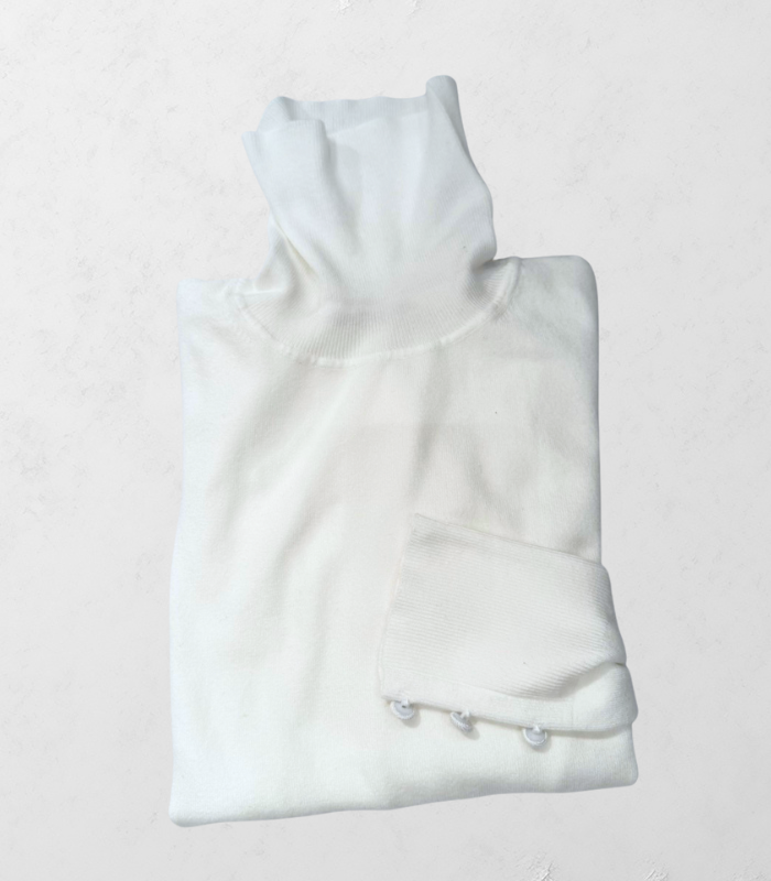 【Rinascimento】袖装飾ボタン付きタートルネックニット★ITRIN12026