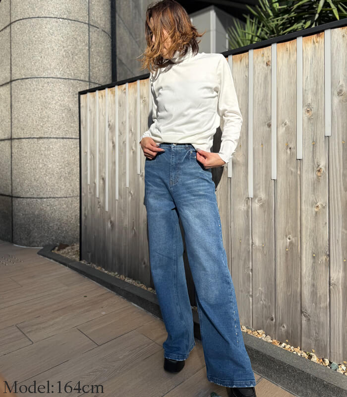 【Rinascimento】袖装飾ボタン付きタートルネックニット★ITRIN12026