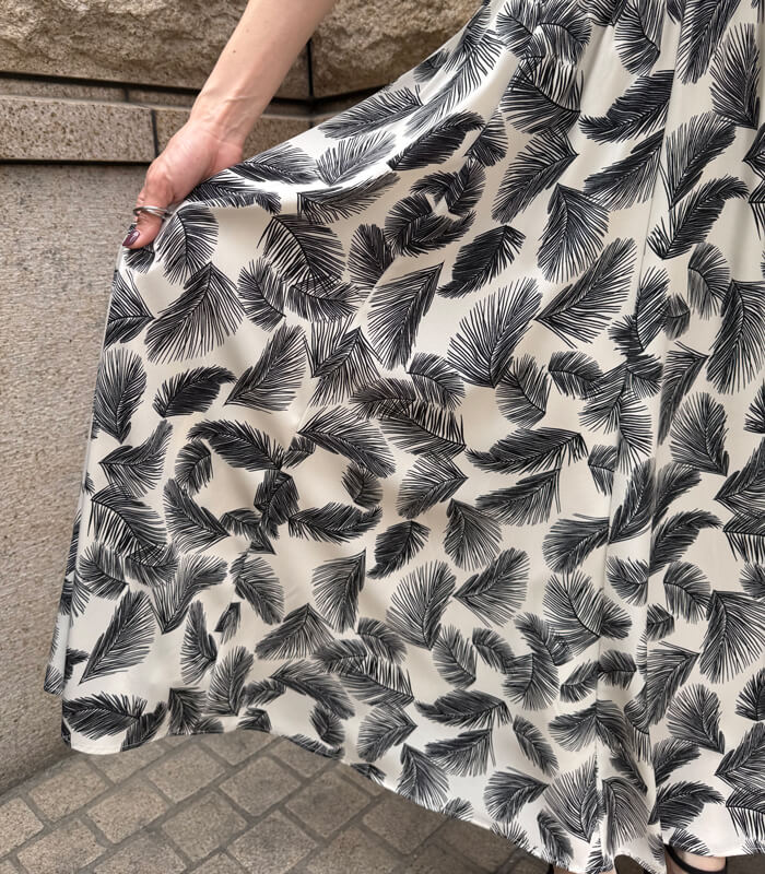 SALE】【MoNiLE】モノクロリーフフレアスカート▽IT002956 | WEAR