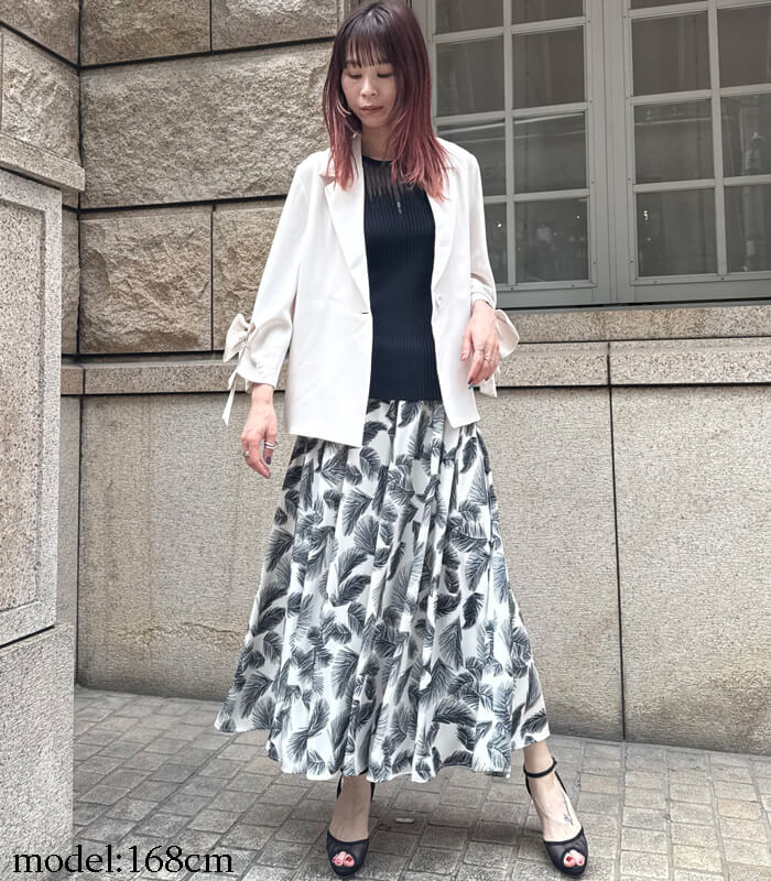 MoNiLE】モノクロリーフフレアスカート☆IT002956 | WEAR,スカート
