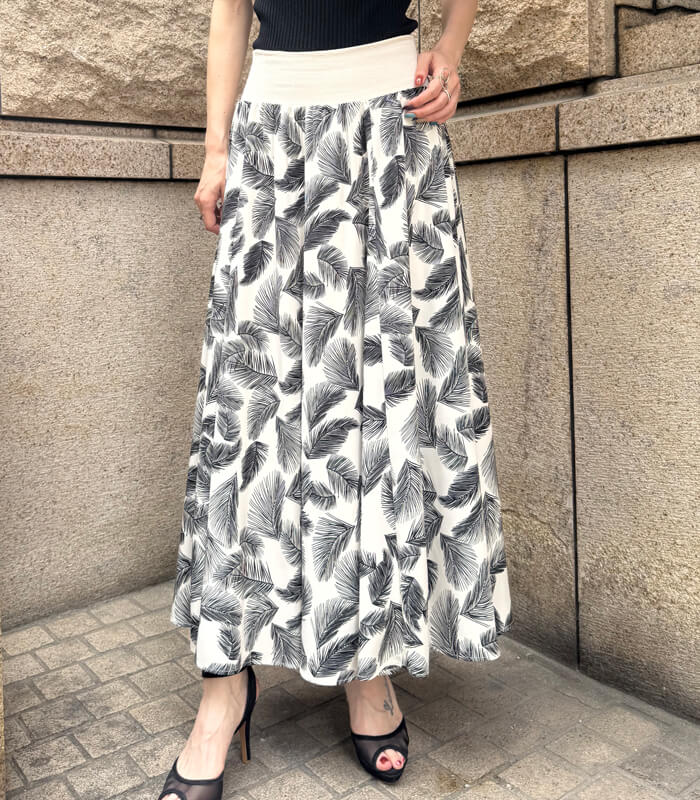 SALE】【MoNiLE】モノクロリーフフレアスカート▽IT002956 | WEAR
