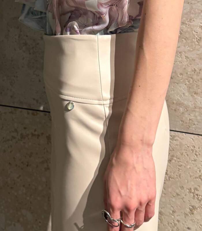 【RINASCIMENTO】フェイクレザータイトスカート★ITRIN127468