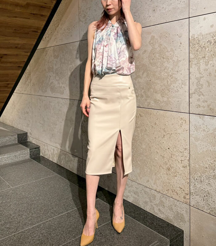 【RINASCIMENTO】フェイクレザータイトスカート★ITRIN127468