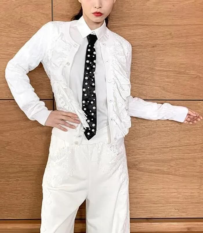 【Adonisis】パールネクタイ付きストレッチシャツ★☆260321