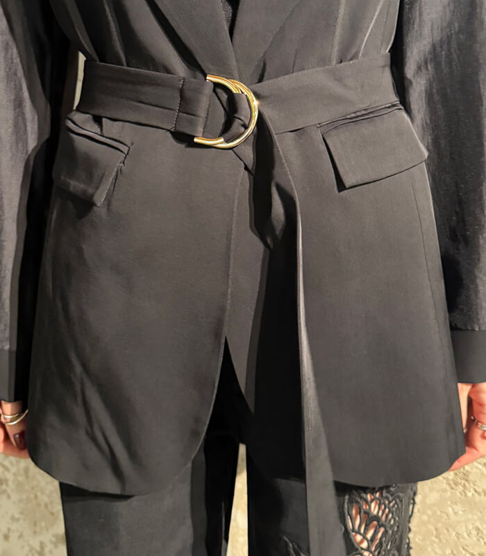 【GAUDI】シースルーデザインウエストベルトポイントジャケット★IT611FD35002