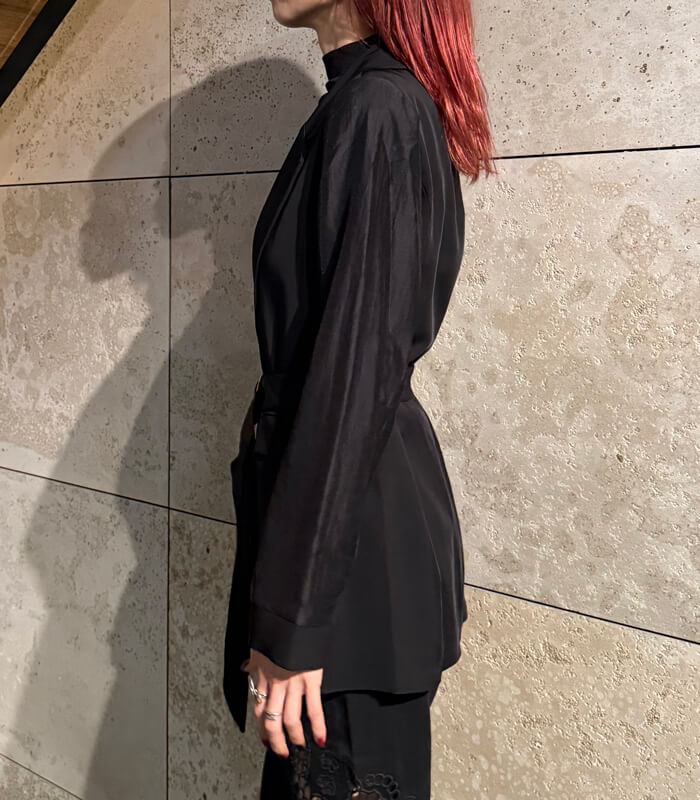 【GAUDI】シースルーデザインウエストベルトポイントジャケット★IT611FD35002