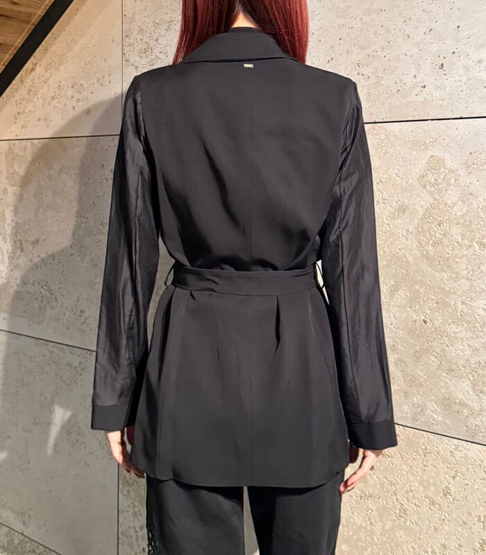 【GAUDI】シースルーデザインウエストベルトポイントジャケット★IT611FD35002