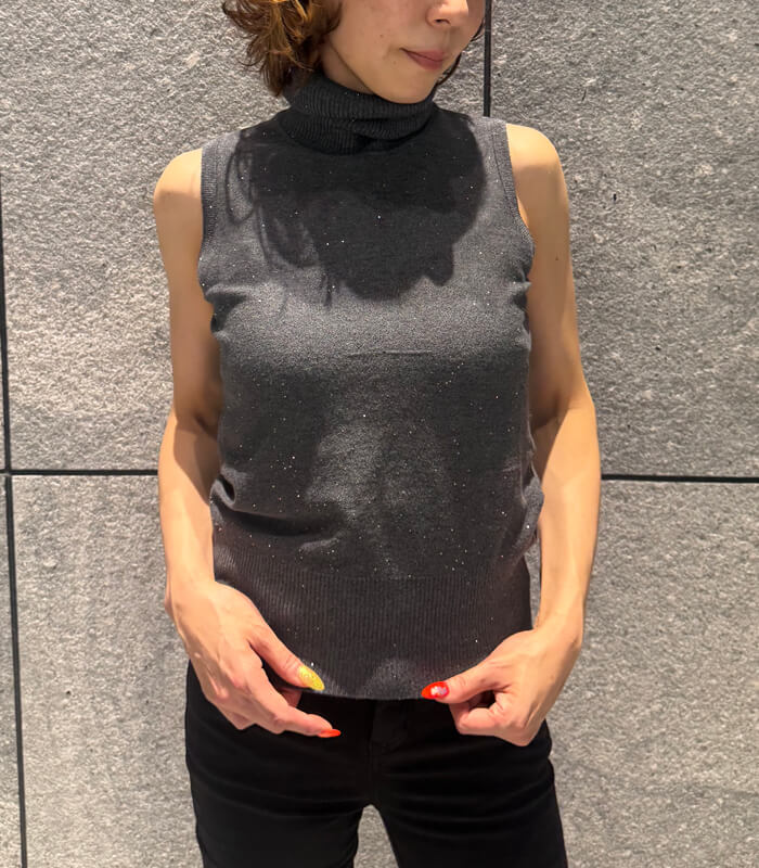 【RINASCIMENTO】ノースリーブタートルネック★ITRIN12386