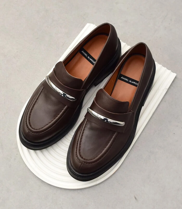 【ANGEL ALARCON】ラウンドトウメタルオーナメントローファー★☆D51614