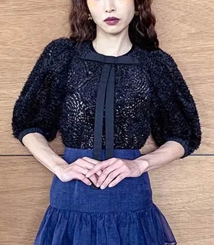 新品未使用です〜アドニシスAdonisisのリボンパーカー♡ Adonisis】シャギー×チュールパフリボンTOPS25308 | WEAR